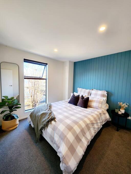 Central Home With Internal Garage - Close To Cbd! كريستتشيرش المظهر الخارجي الصورة